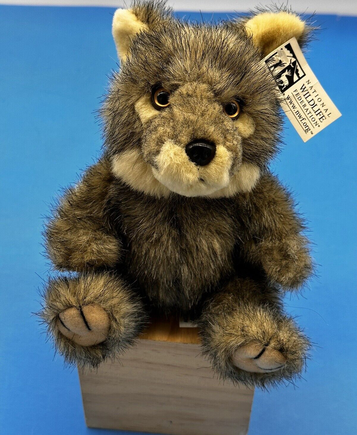 Yellowstone Park Vintage 7″ Gray Wolf Steven Smith National Wildlife Federation