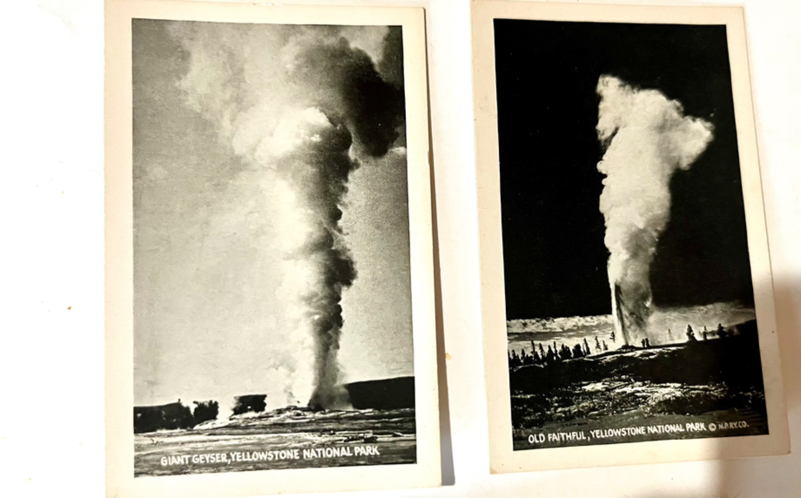 1923 Bardell Fototone Miniatures 20 Views Yellowstone National Park Photo Set-VG