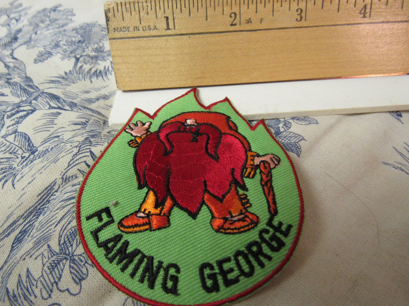 Vtg. Flaming George (Gorge) Nat. Park Utah / Wyoming Souvenir Embroidered Patch