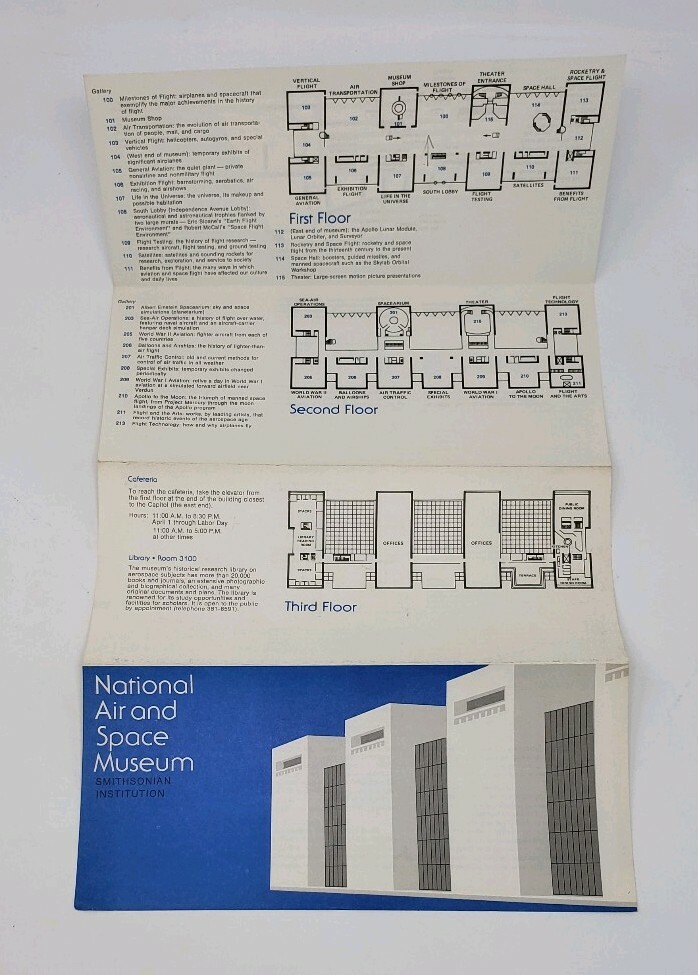 Vintage 1970s National Air and Space Museum Brochure – Smithsonian Institution