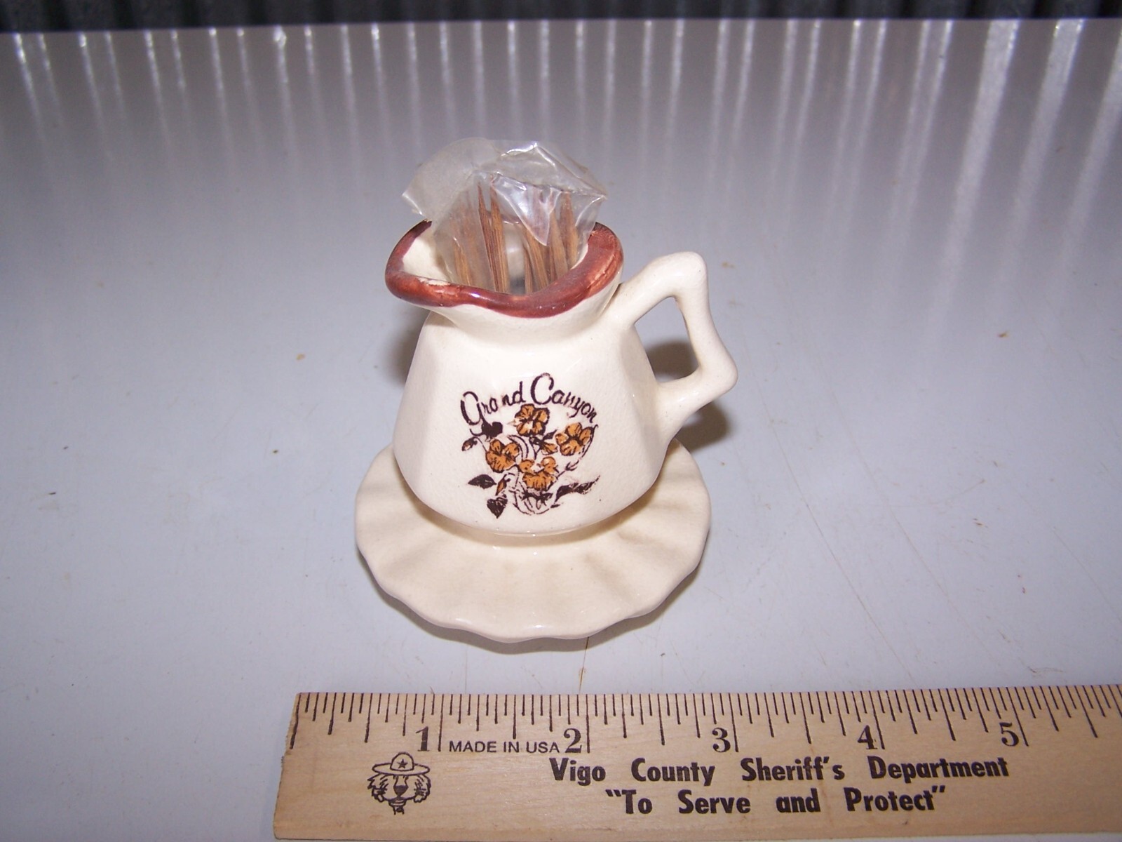 Vintage GRAND CANYON Souvenir Toothpick Holder with FRED HARVEY Tag