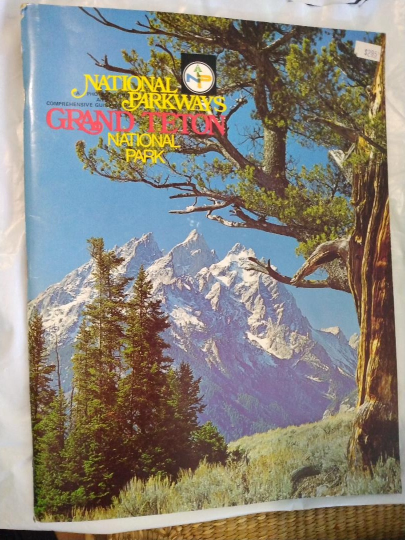 Vintage National Parkways GRAND TETON National Park Guide – 68 pages 1976