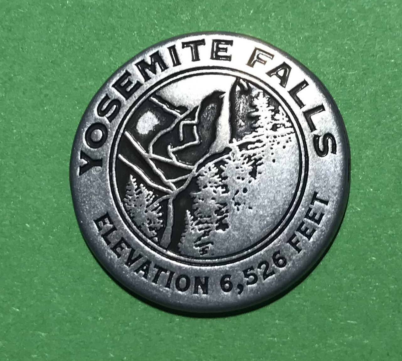 Vintage Yosemite Falls Round Token