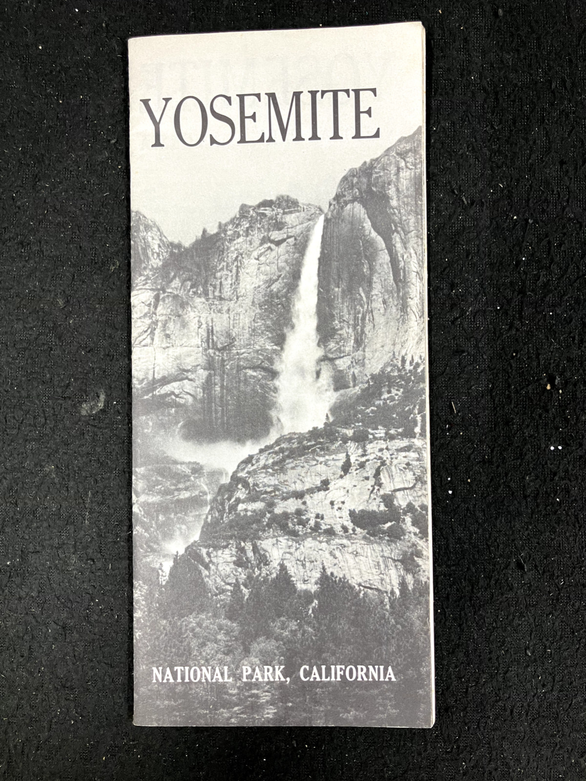 1962 YOSEMITE NATIONAL PARK FOLDOUT TRAVEL GUIDE & MAP, NATIONAL PARK SERVICE