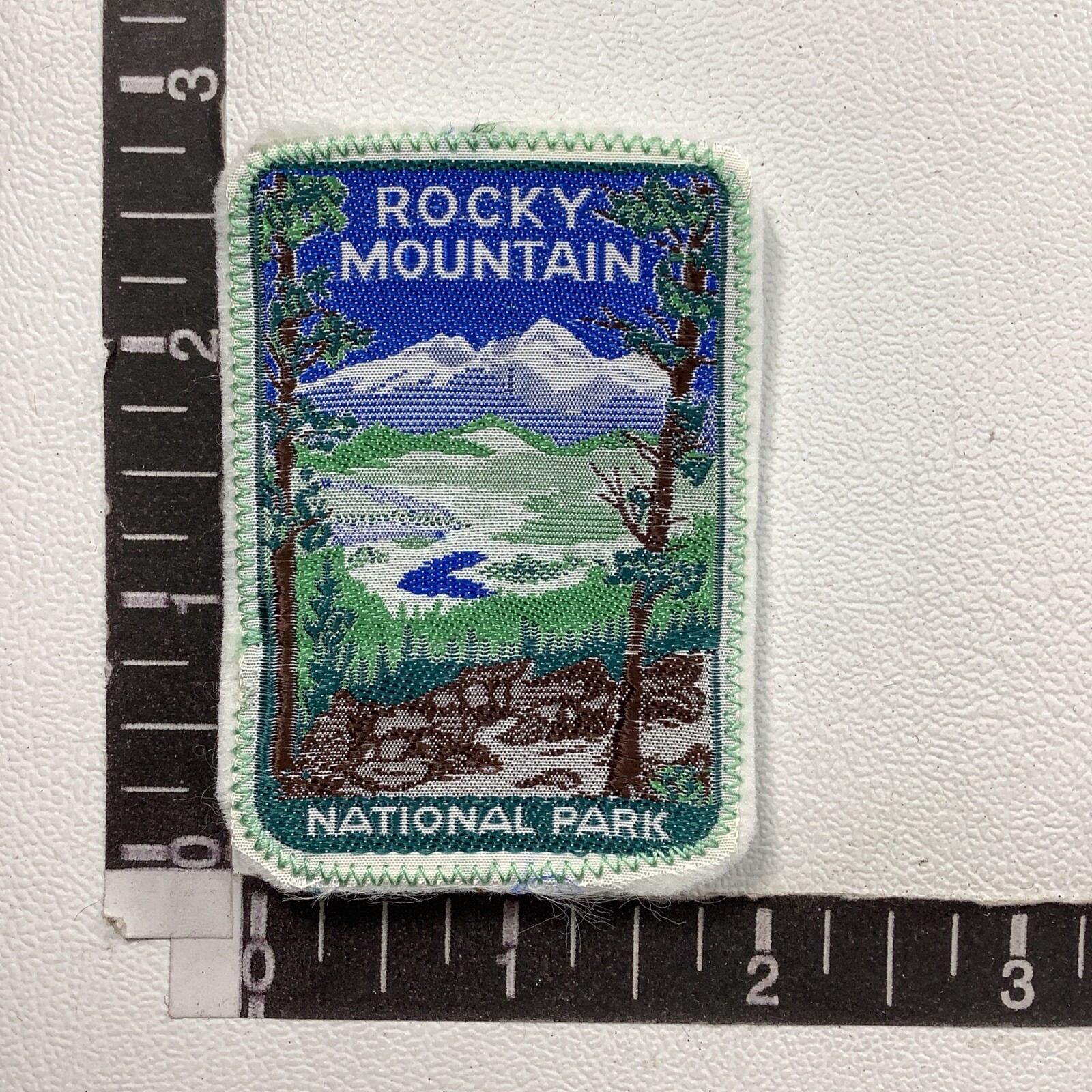 Vtg Gorgeous Nature View ROCKY MOUNTAIN PARK Colorado Woven Patch 00O3