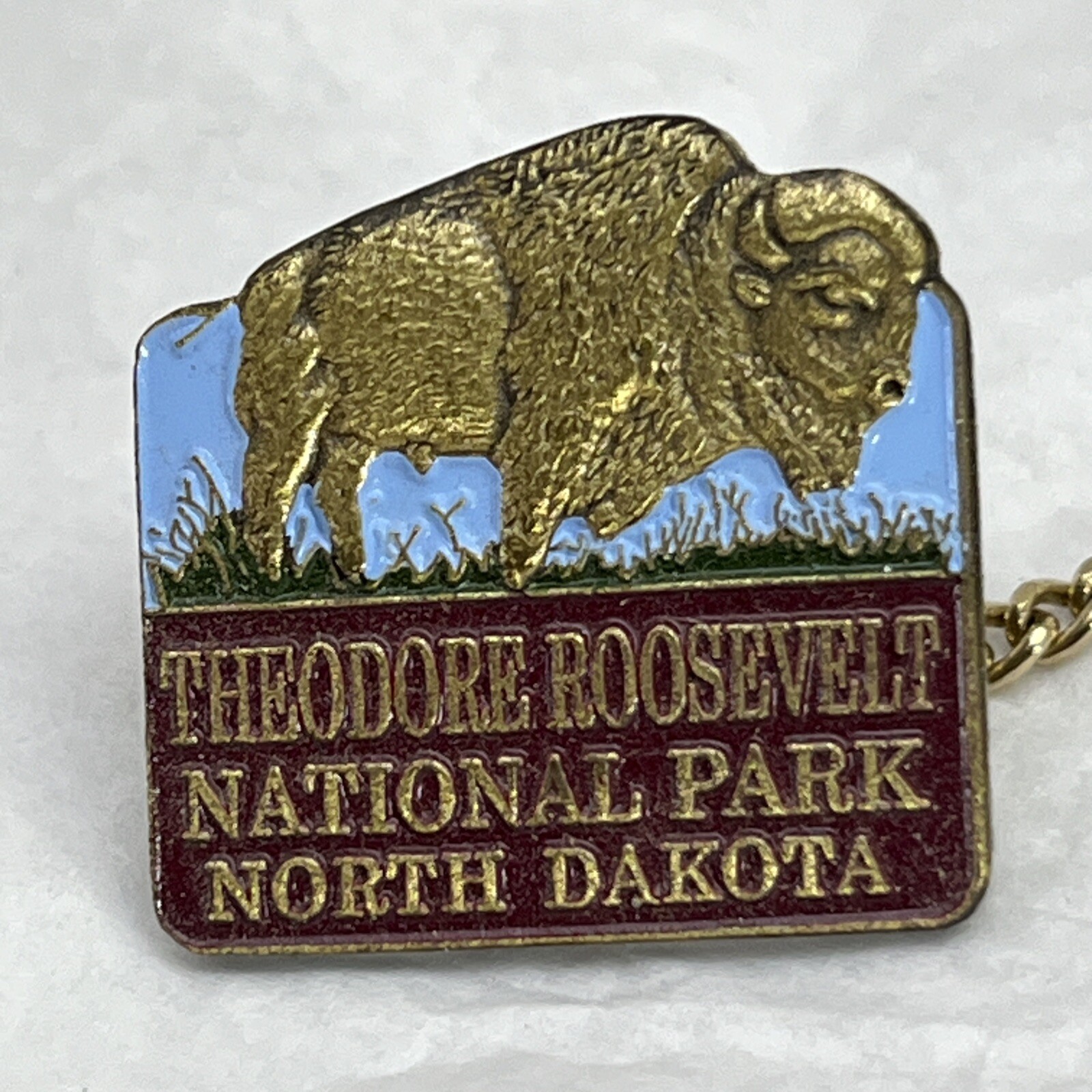 Theodore Roosevelt National Park North Dakota Buffalo Souvenir Lapel Hat Pin