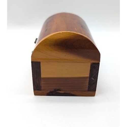 Vintage Yellowstone National Park Cedar Wood Trinket Box Chest Souvenir Jewelry