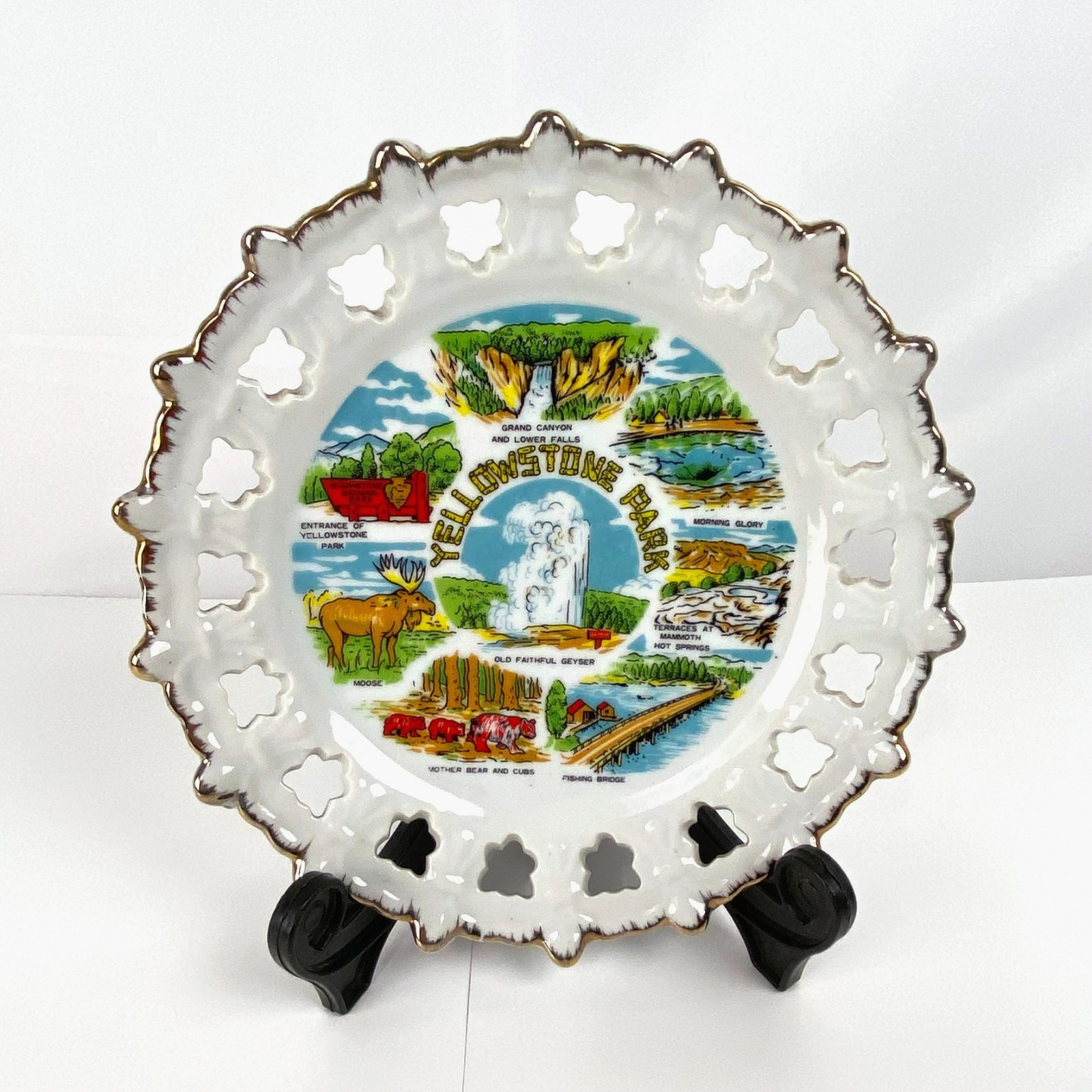 Vintage Yellowstone Park Souvenir Plate Porcelain 8.5″ Old Faithful, Animals 80s