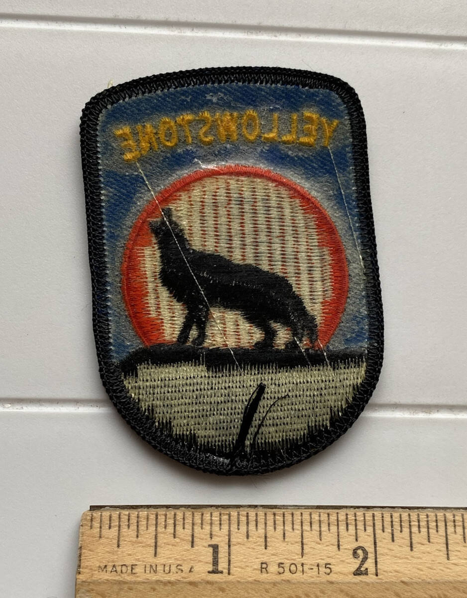 Yellowstone National Park Howling Wolf Full Moon Souvenir Embroidered Patch