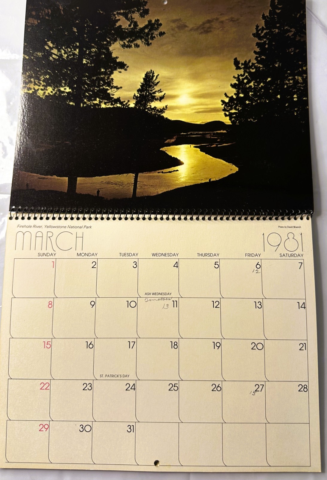 1981 Yellowstone & Grand Teton National Parks Wyoming Color Calendar Spiral Hang