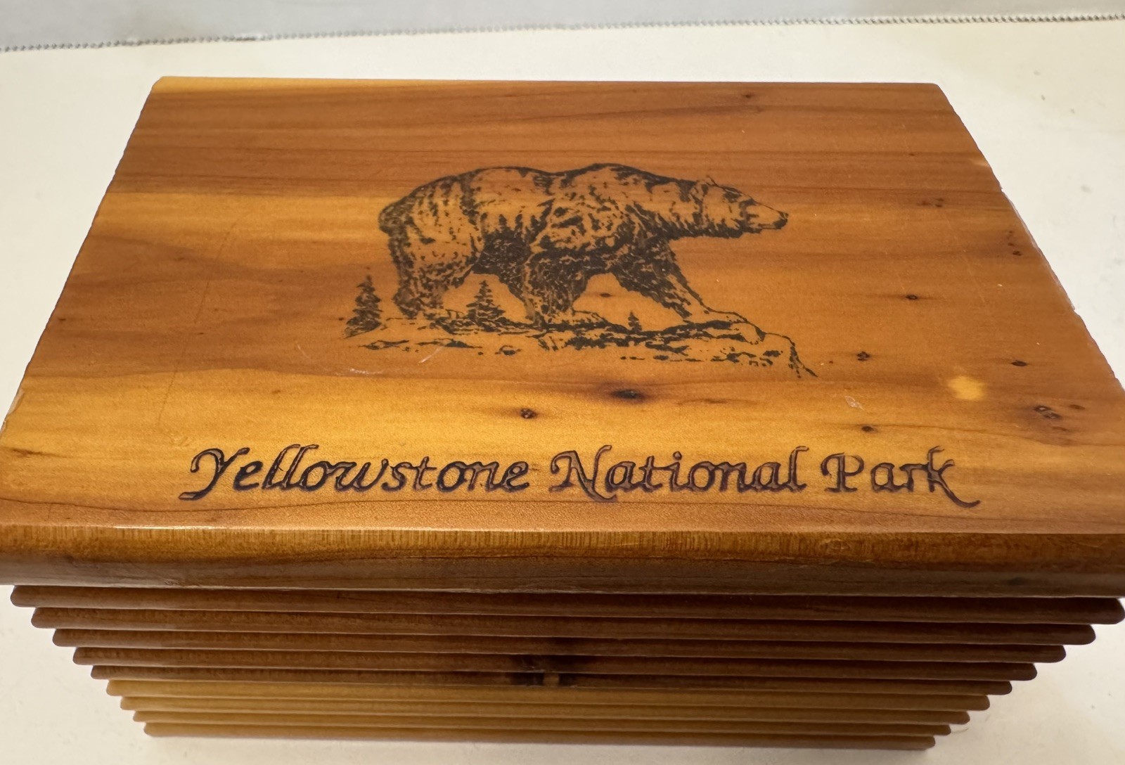 Vintage Yellowstone Nat Park Small Hinged Cedar Wood Trinket Jewelry Box, Bear