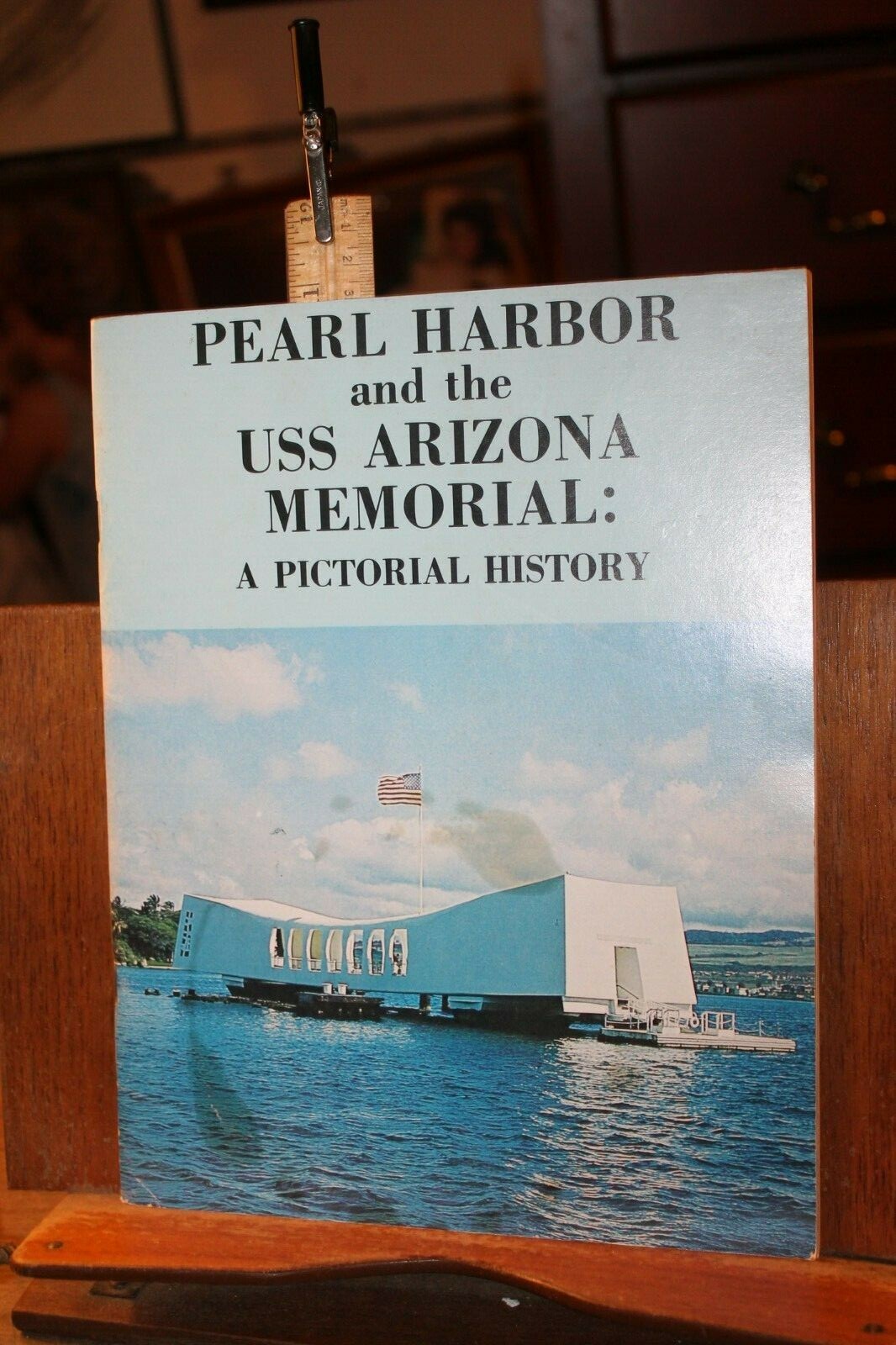Pearl Harbor & The USS Arizona Memorial Pictorial History 1977 Book