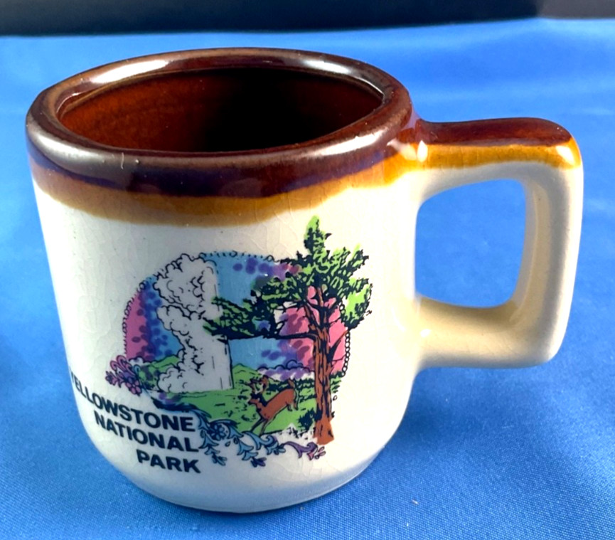 Mini Yellowstone National Park Cup Old Faithful 2-1/4” Tall Vintage