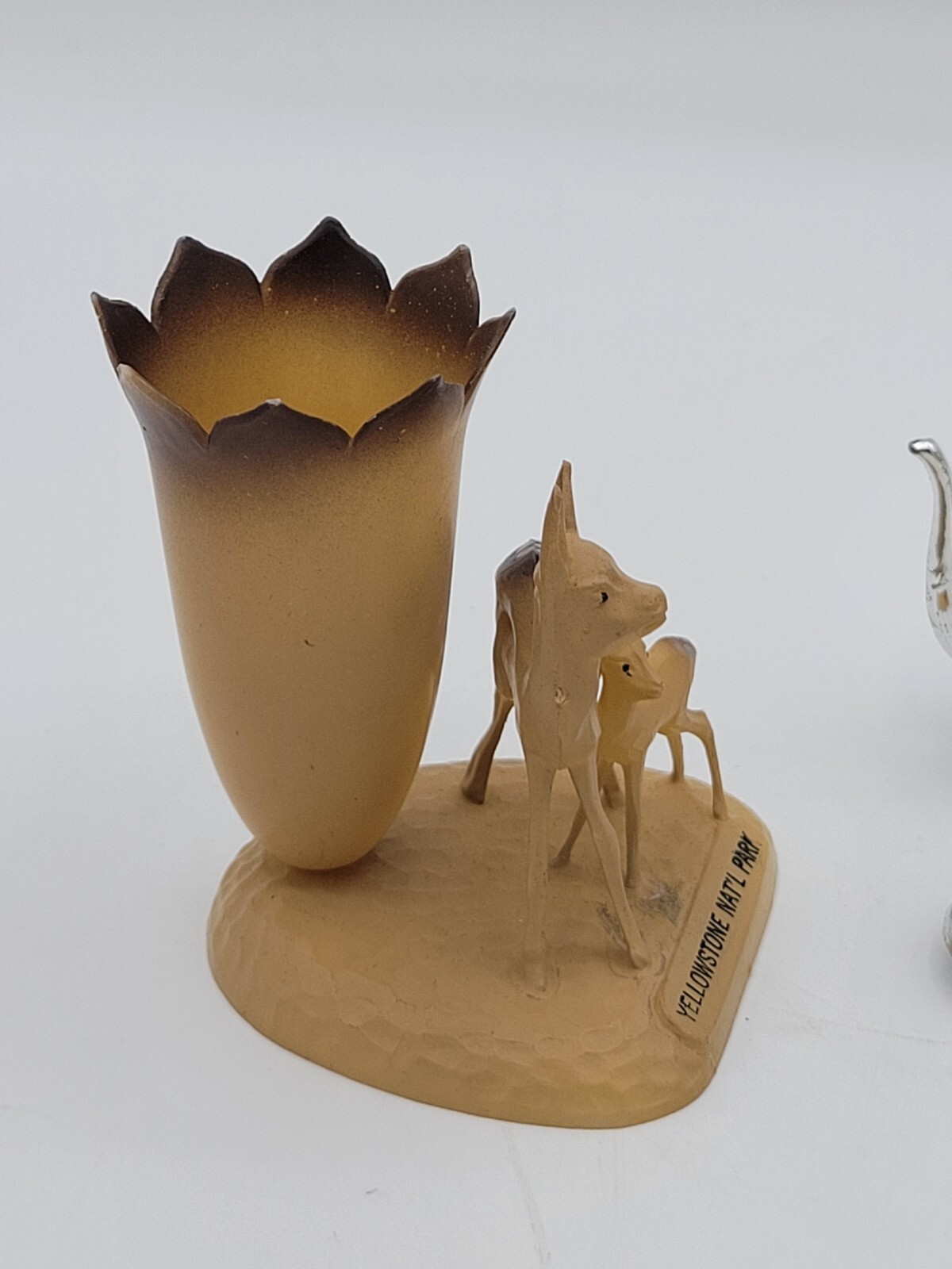 Vtg Yellowstone National Park Miniatures Celluloid Deer Metal Teapot Salt Pepper
