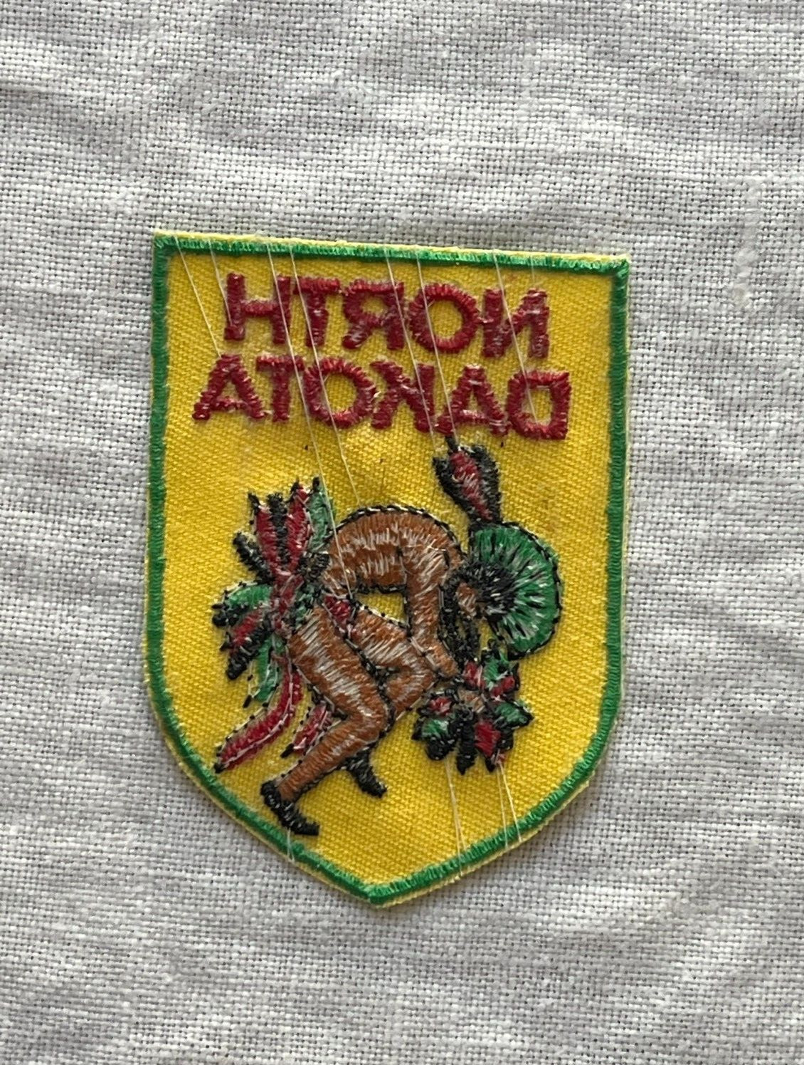 NORTH DAKOTA 2 STATE TRAVEL SOUVENIR COLLECTIBLE PATCHES ROUGH RIDER COUNTRY