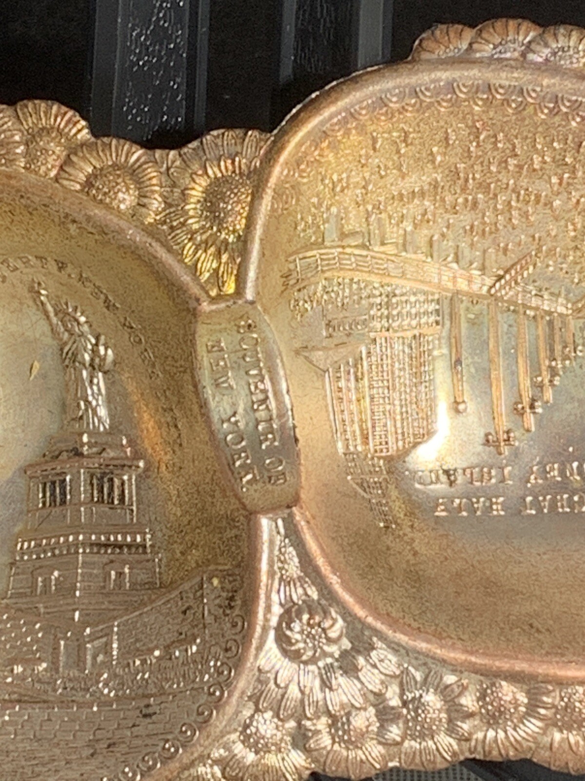 VINTAGE PRESSED METAL SOUVENIR TRAY, NEW YORK OCCUPIED JAPAN