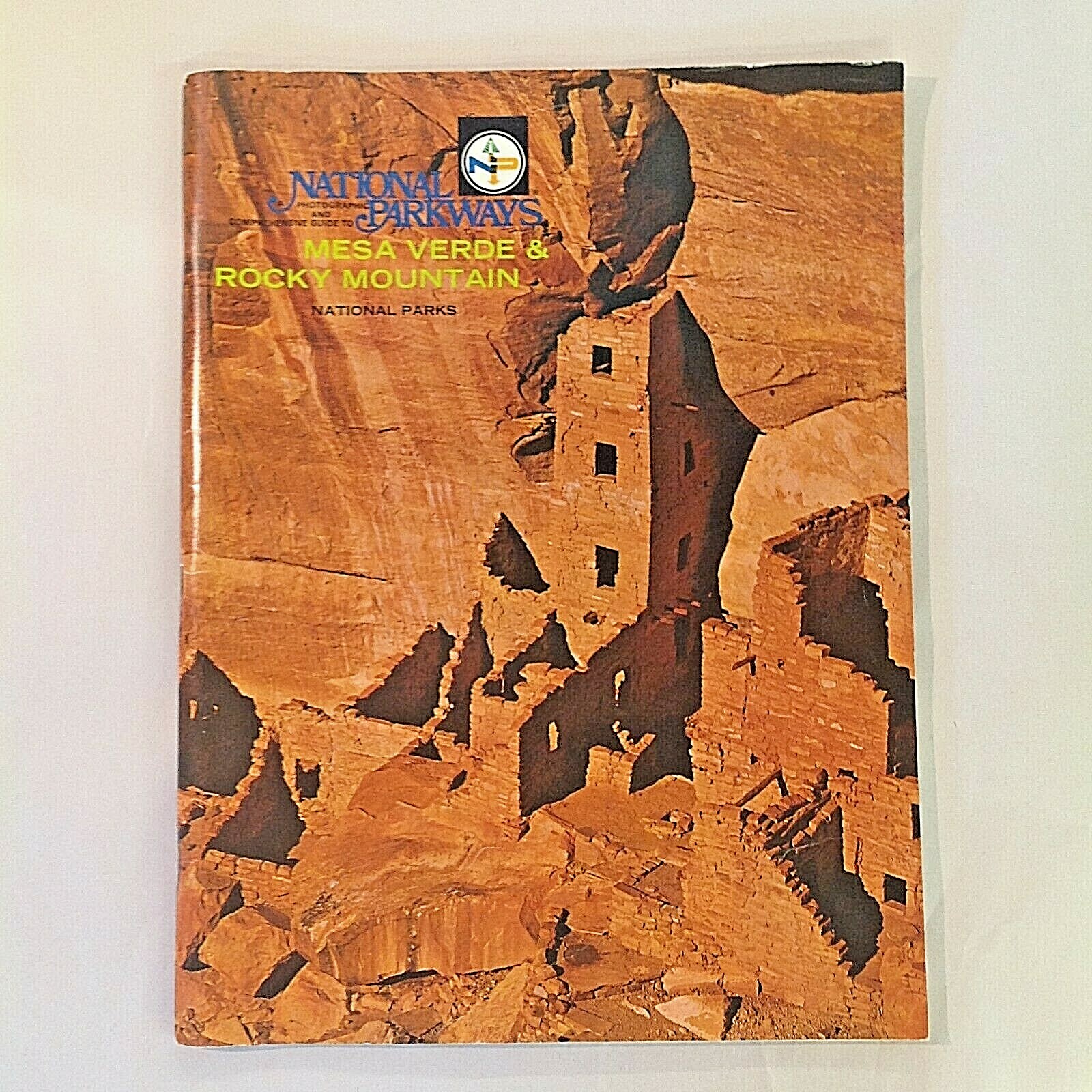 Vtg 1975 National Parkways Photo Guide Mesa Verde Rocky Mountain National Parks