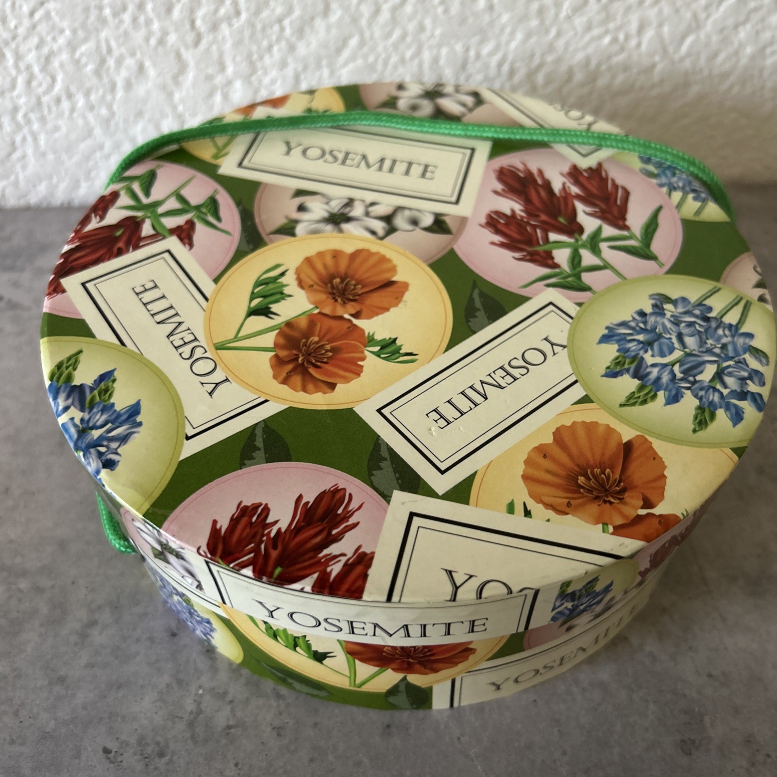 Set of 4 Yosemite Floral 6″ Dessert Plates Parks-Resorts Poppies-Lupin-Dogwood