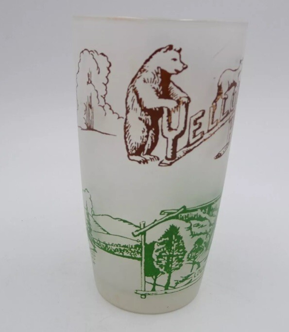 Yellowstone National Park Souvenir Vintage Frosted Drinking Glasses (3) Bears