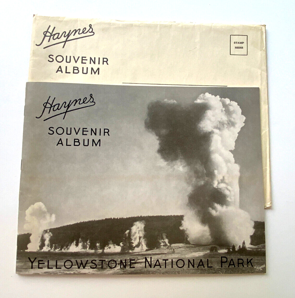 Yellowstone National Park Souvenir Album /Original Envelope/Pristine Condition