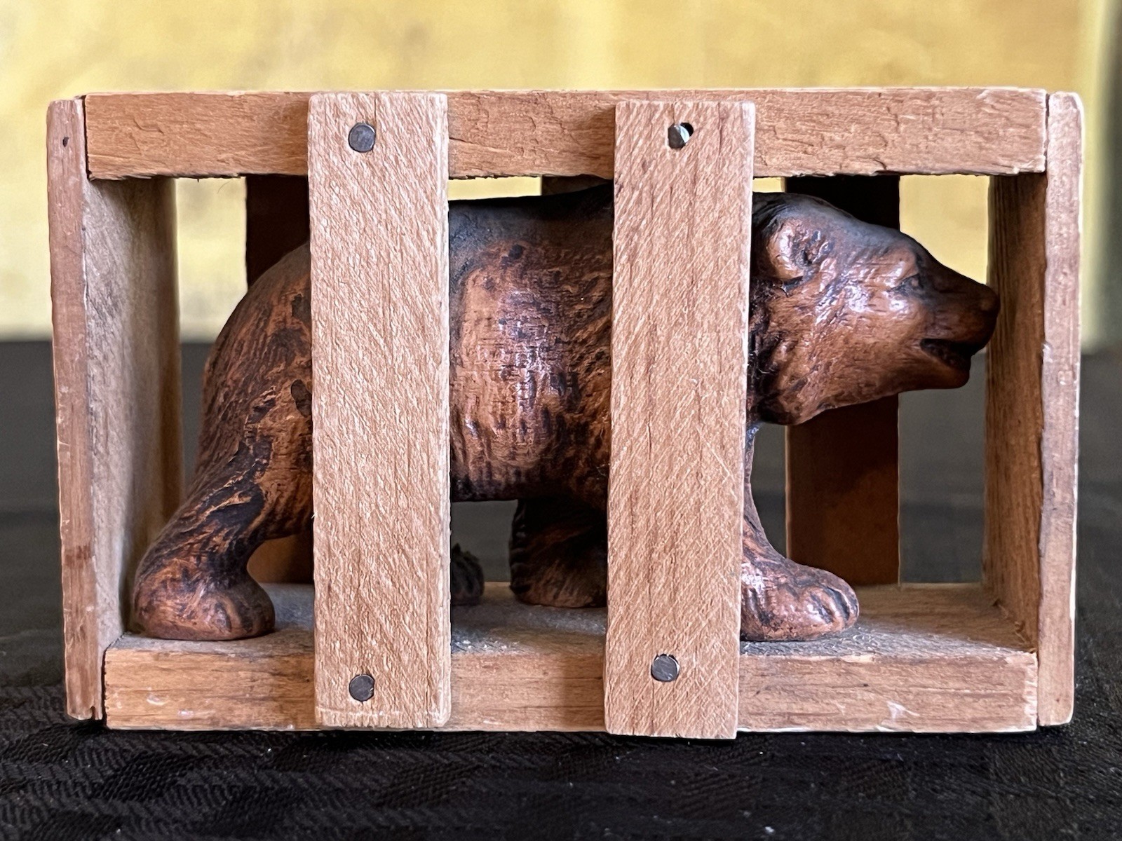 Vintage Good Luck Bear Souvenir From Yellowstone Park Great Label And Condition!