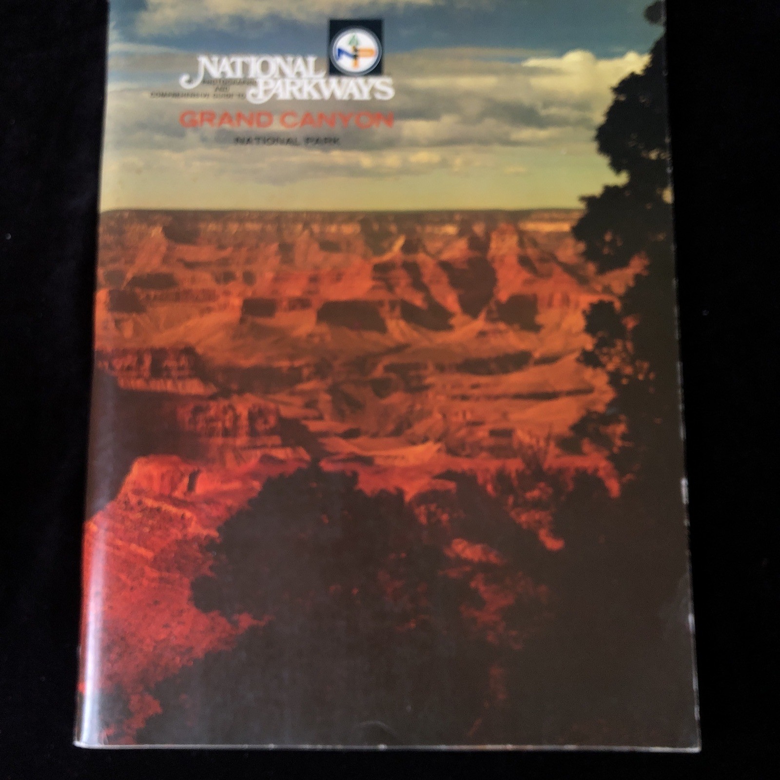 NATIONAL PARKWAYS, GRAND CANYON, 1977, PHOTOS AND GUIDE INFO