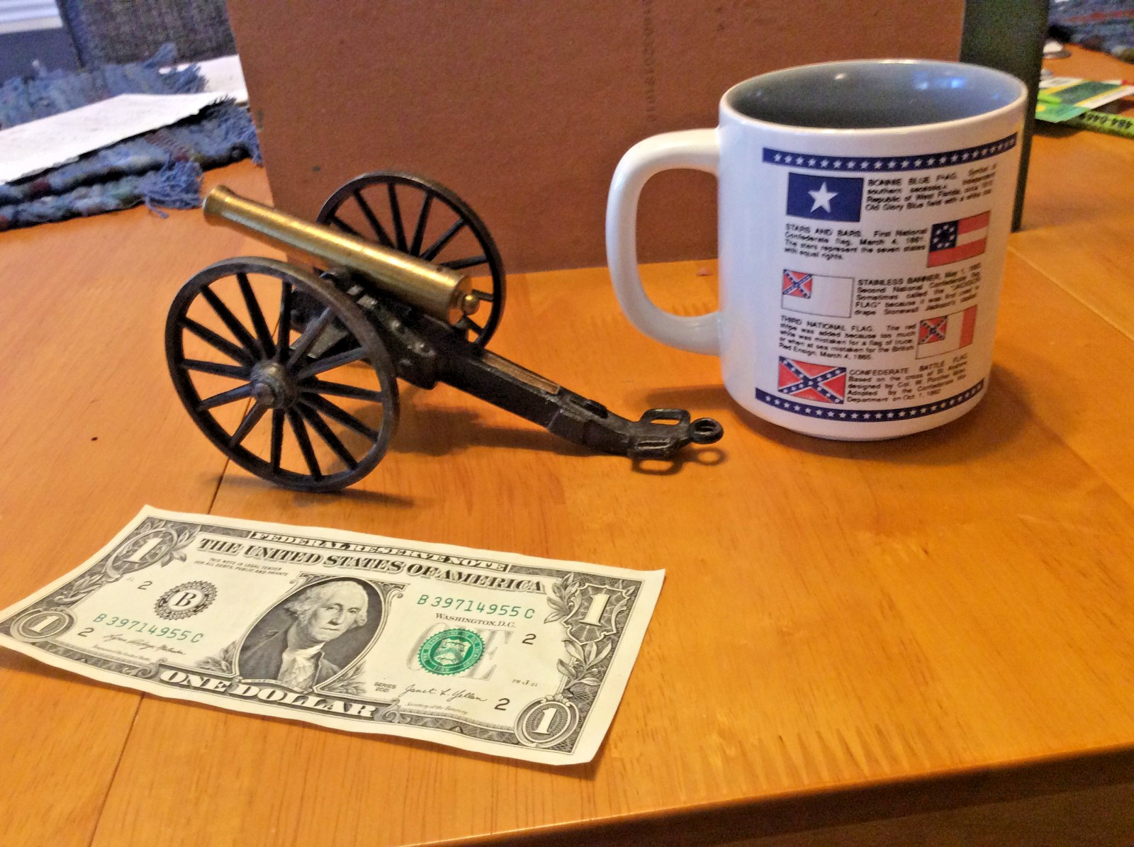 2-vintage souvenirs-Richmond National Battlefield Park, VA-cannon & coffee mug