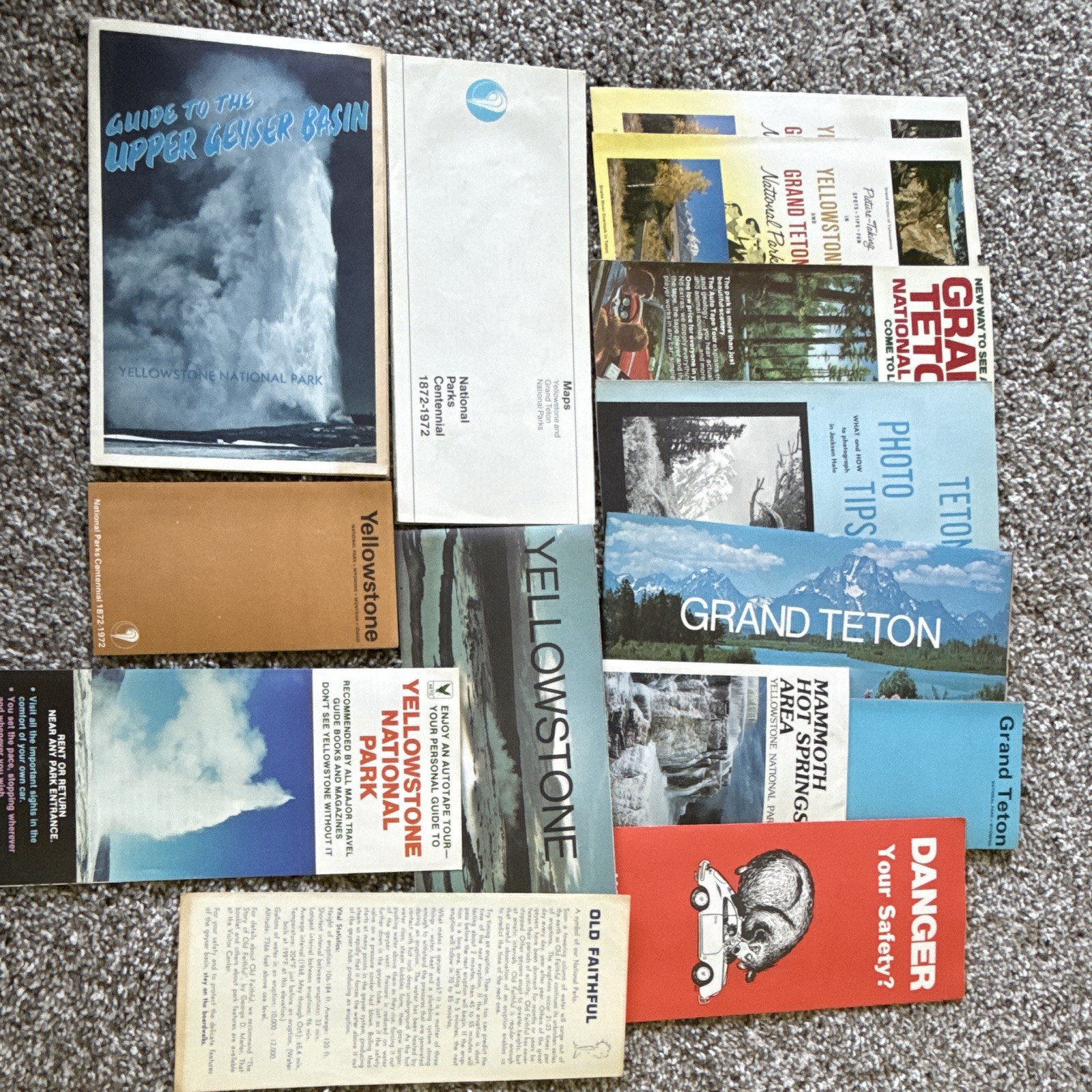 13 Yellowstone & Grand Teton National Park Fold-Out Maps/Brochures 1972-77.