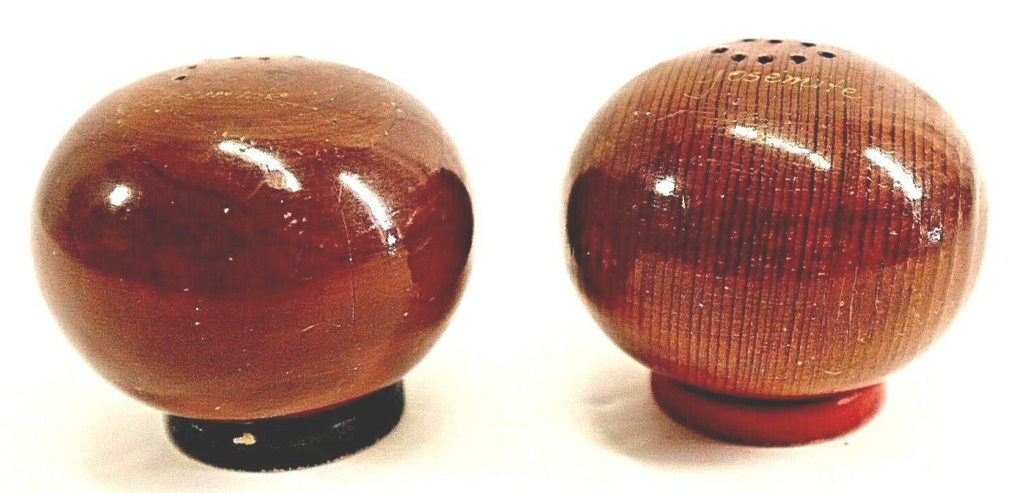 Yosemite Round Wood Salt Pepper Black Red Bottom National Park Memorabilia Read
