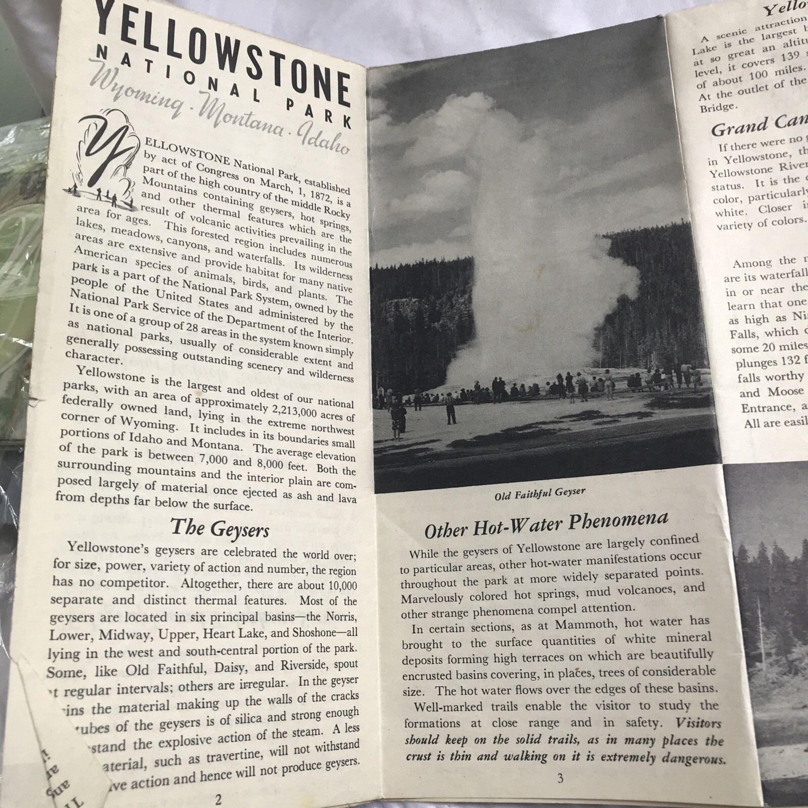 Vintage Yellowstone National Park Map Guide Brochure 1949