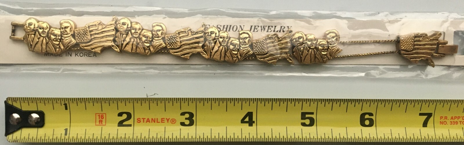Mount Rushmore USA Flag Slide Charm Bracelet New Vintage Gold Tone Patriotic