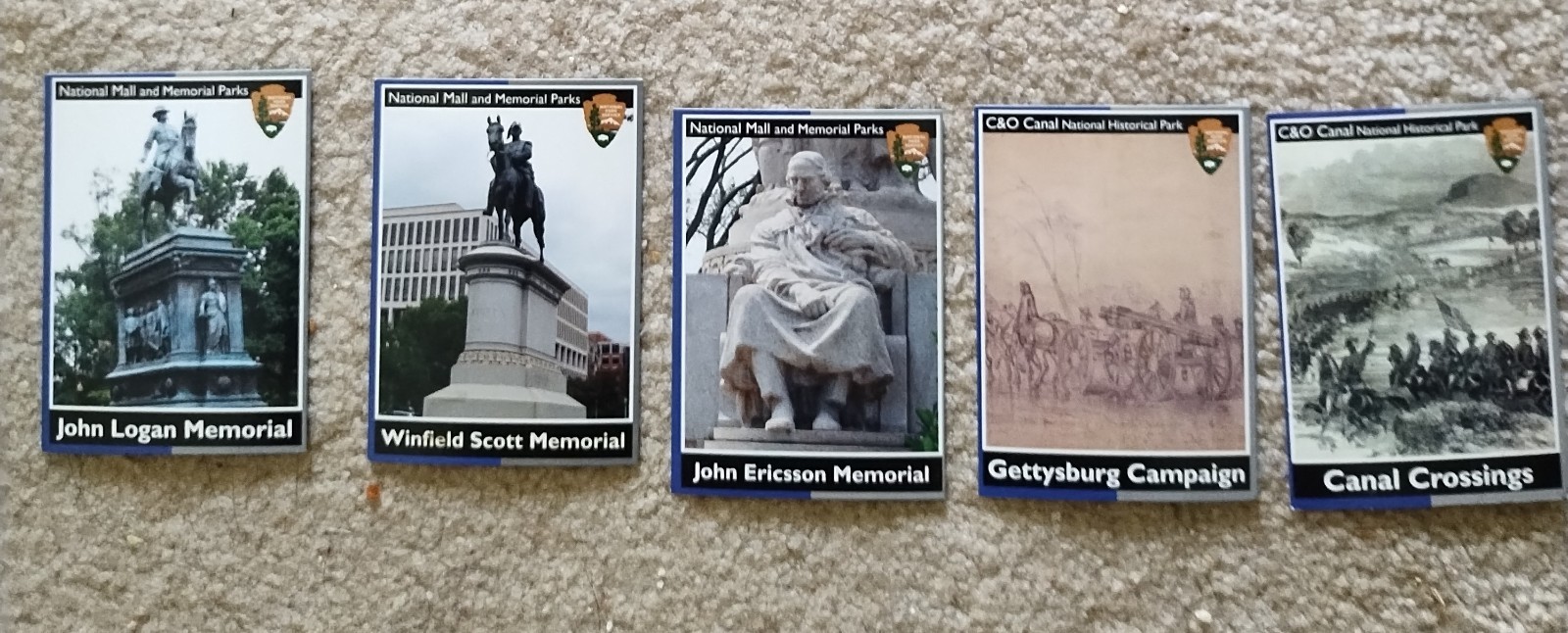21 collector cards of US national parks and national monuments