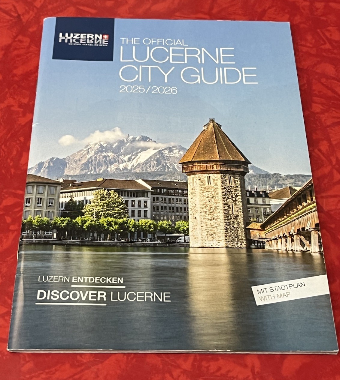 2025 / 2026 LUCERNE SWITZERLAND CITY GUIDE BOOKLET in English & German