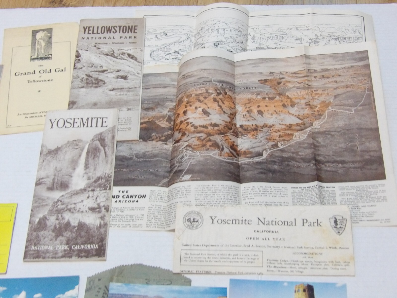 20 Vtg PC Brochure National Parks Yellowstone Grand Canyon Hoover Dam Yosemite