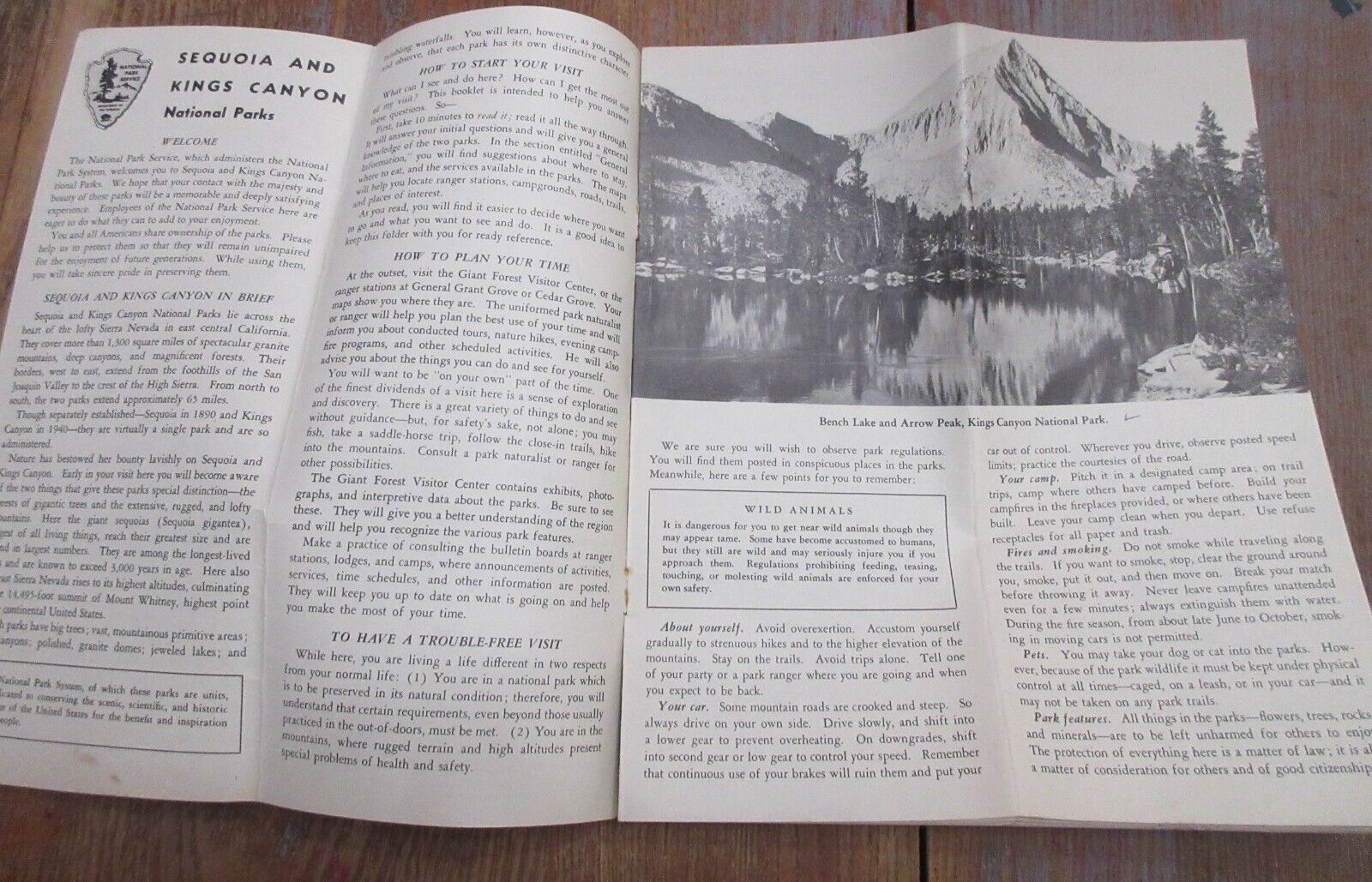 Vintage 1957 SEQUOIA AND KINGS CANYON NATIONAL PARKS CALIFORNIA Map & Guide