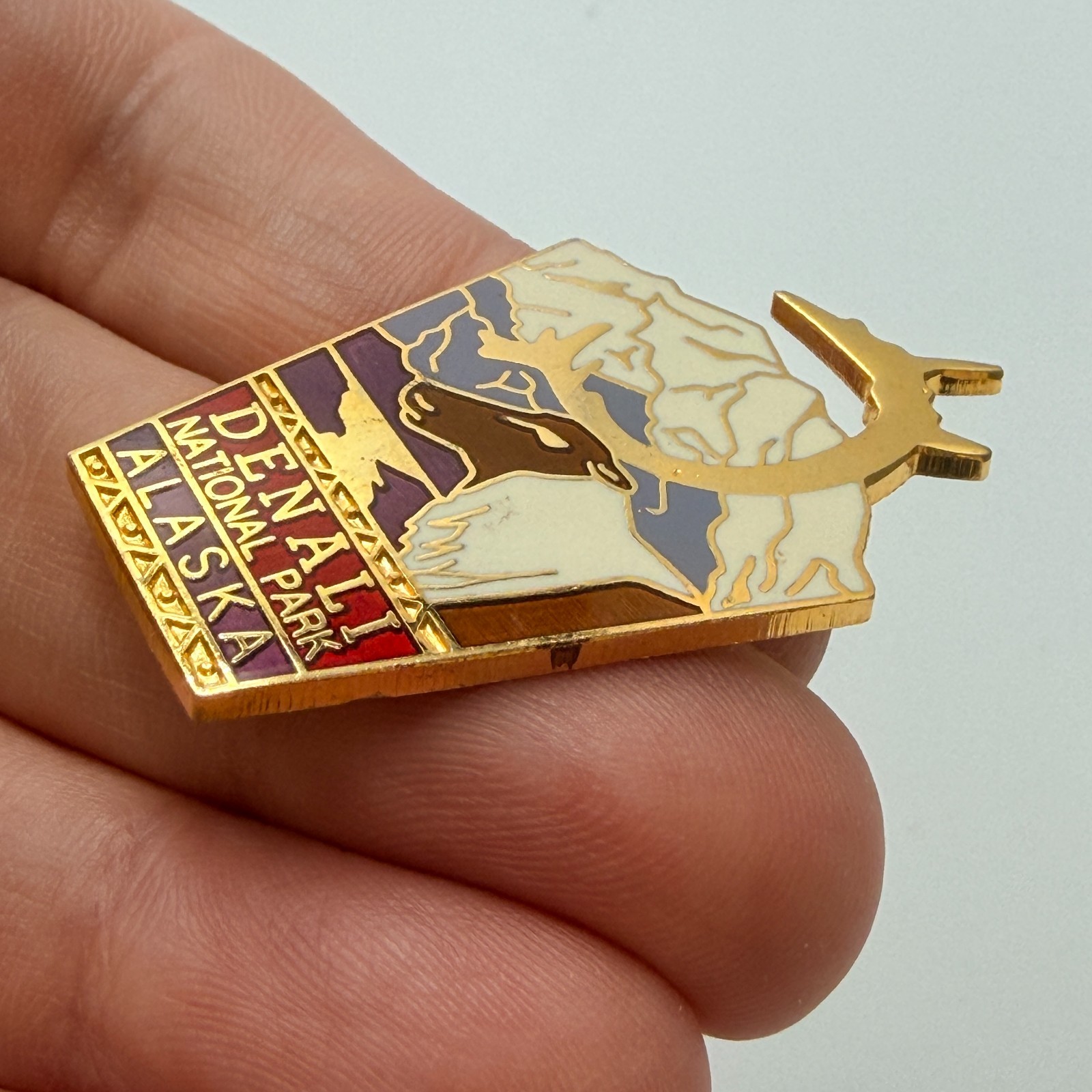 Denali National Park Alaska Caribou Mountain Lapel Pin Wildlife Travel Souvenir