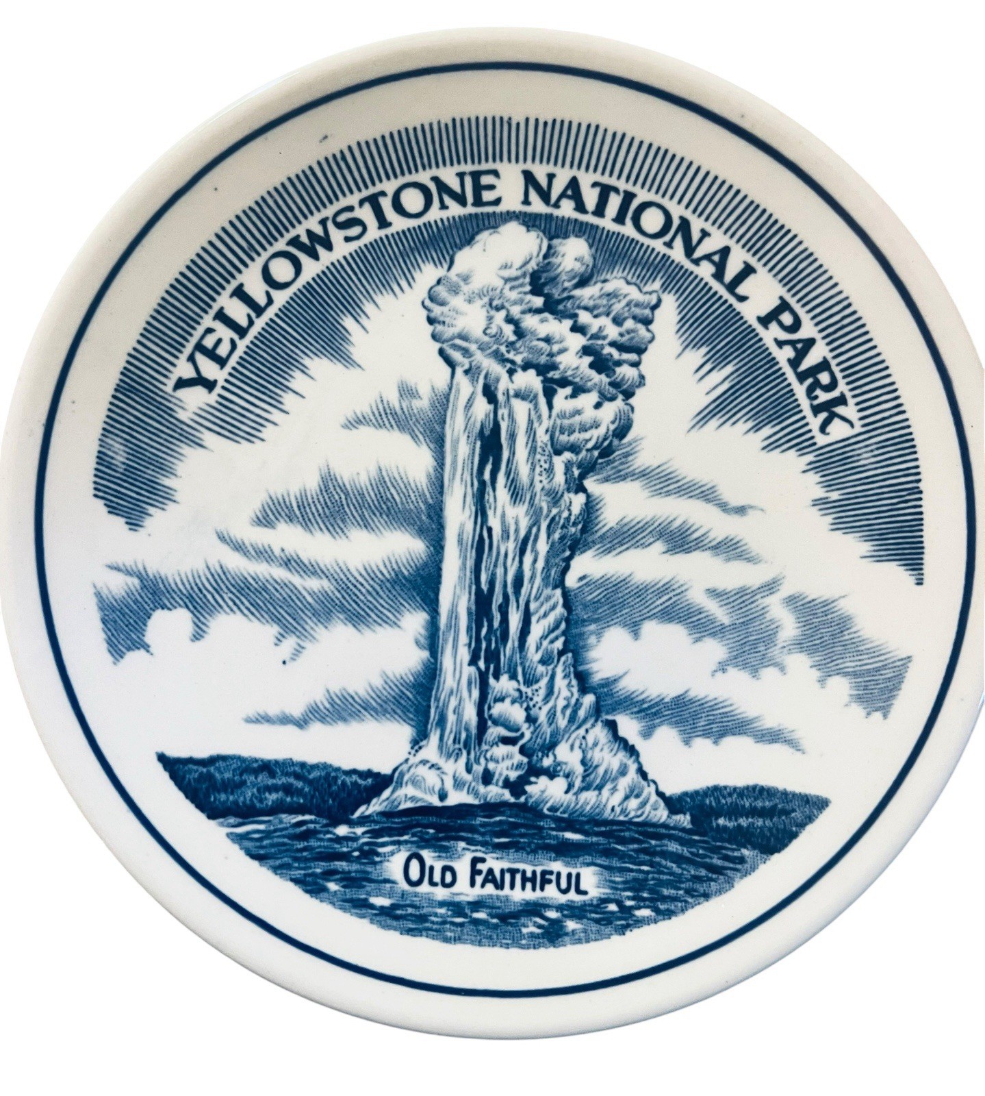 Yellowstone National Park Old Faithful Geyser Souvenir Plate Blue White England