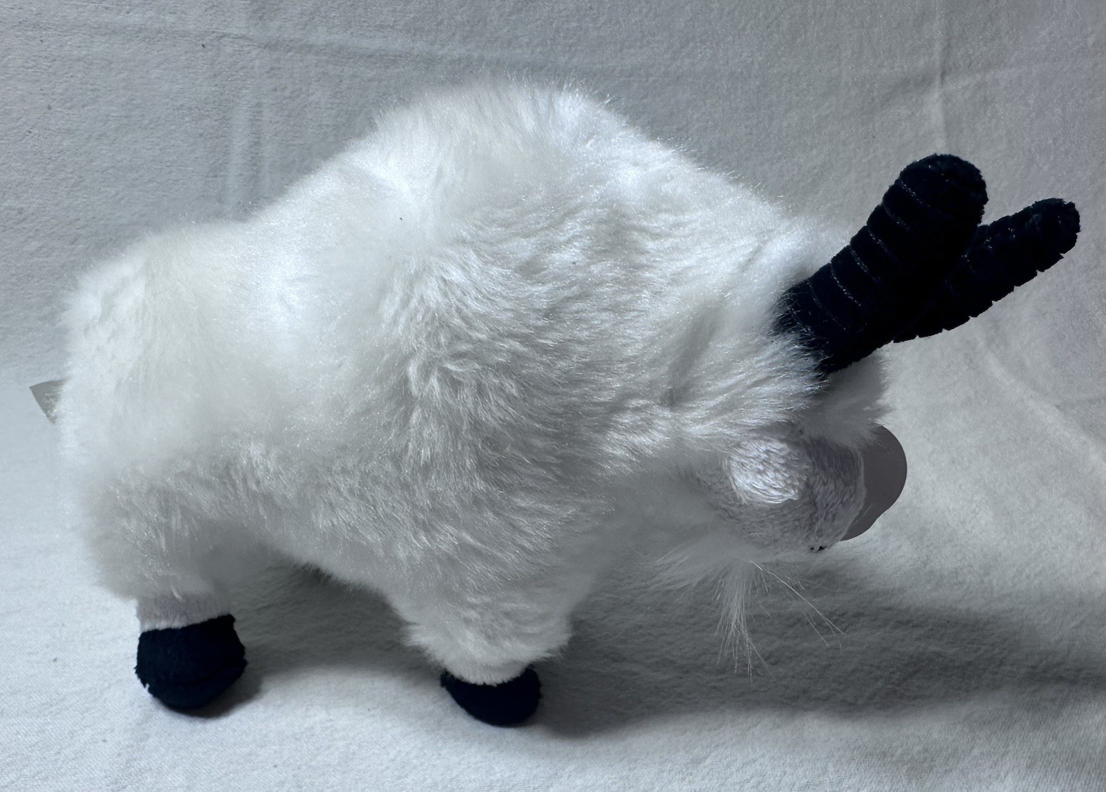 Glacier National Park Wishpets White Mountain Goat Plush Animal with tags