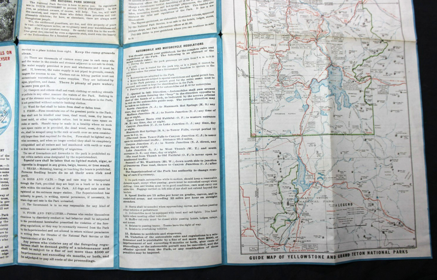 VINTAGE ORIGINAL MOTORISTS GUIDE TO YELLOWSTONE NATIONAL PARK SEASON 1931