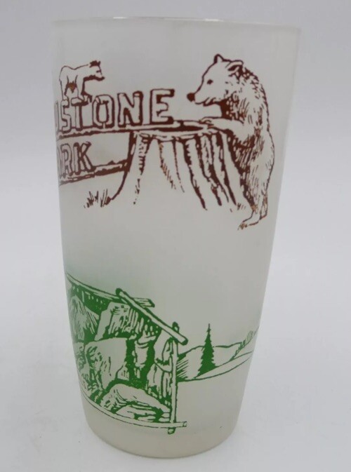 Yellowstone National Park Souvenir Vintage Frosted Drinking Glasses (3) Bears