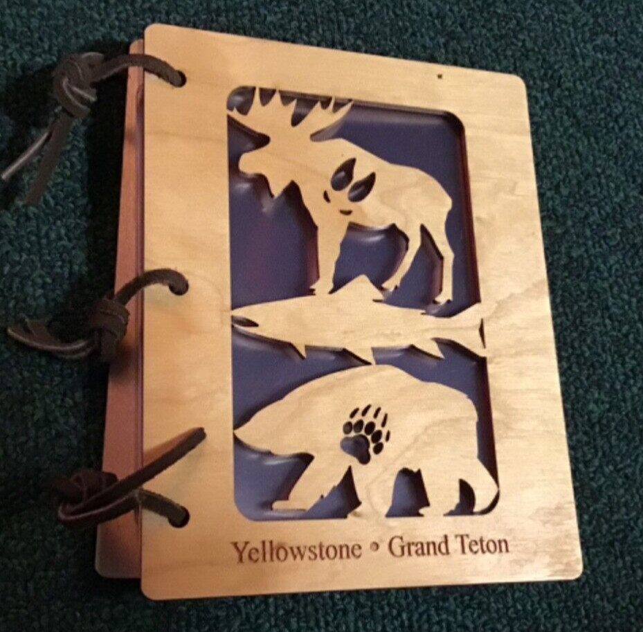 2008 Souvenir Laser Cut Wood 36 Photo Album Blank Yellowstone Park Grand Teton