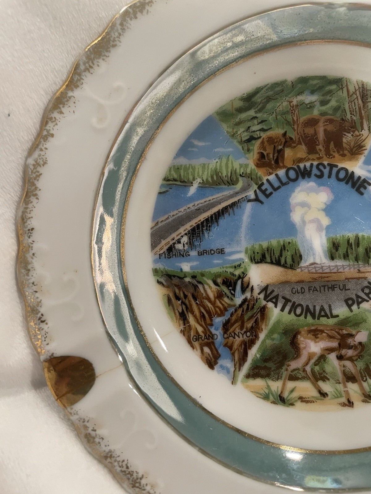 Vintage Yellowstone National Park 6 Inch Souvenir Ash Tray