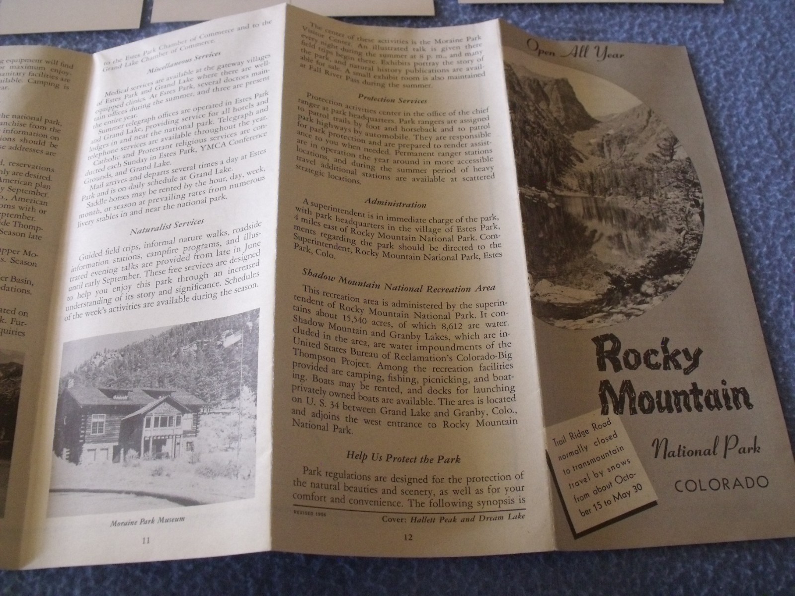 ROCKY MOUNTAIN NATIONAL PARK POST CARDS(8) AND TRAVEL PROCHURE WITH VIEW MASTER