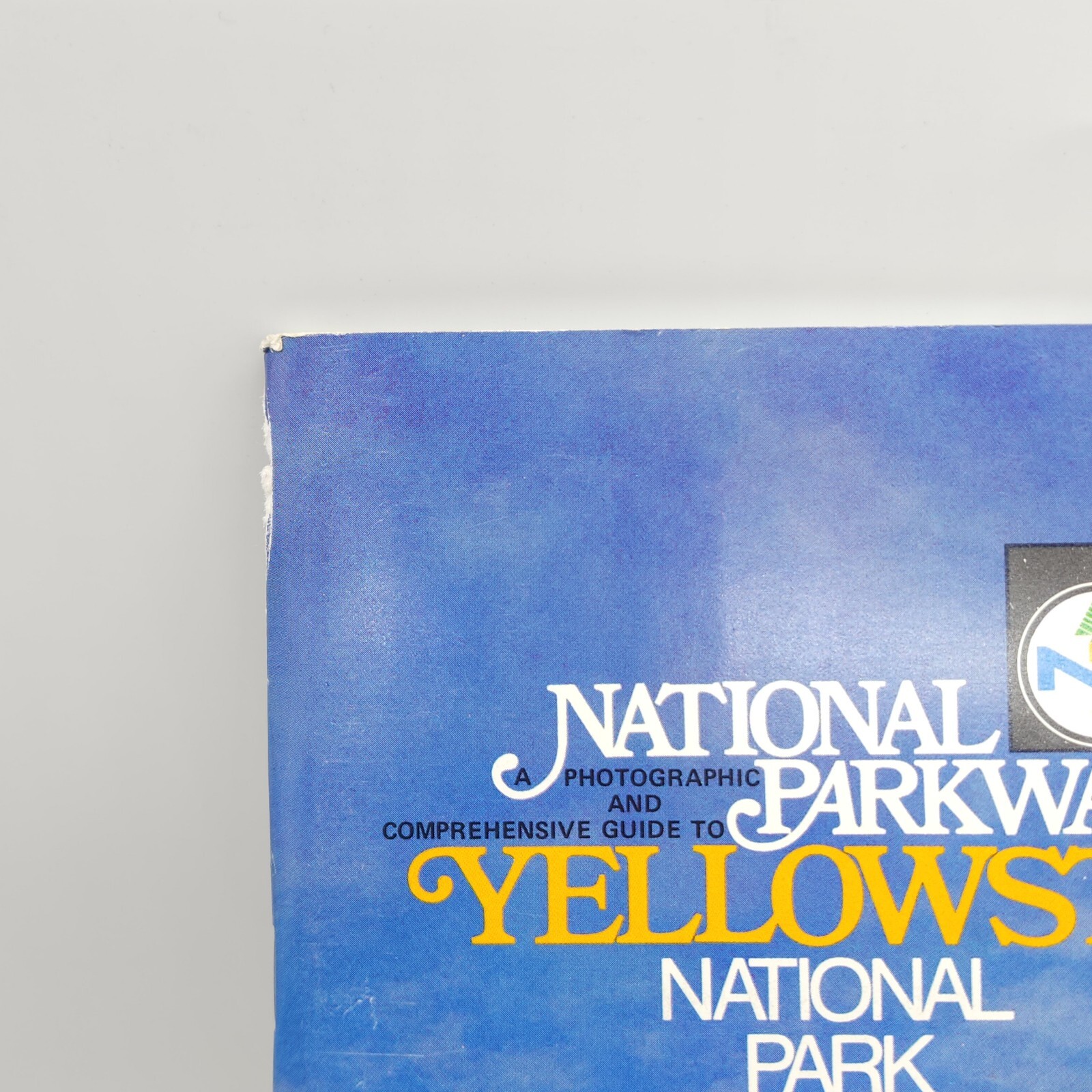National Parkways Yellowstone National Park Souvenir Guide Book 1976 Post Cards