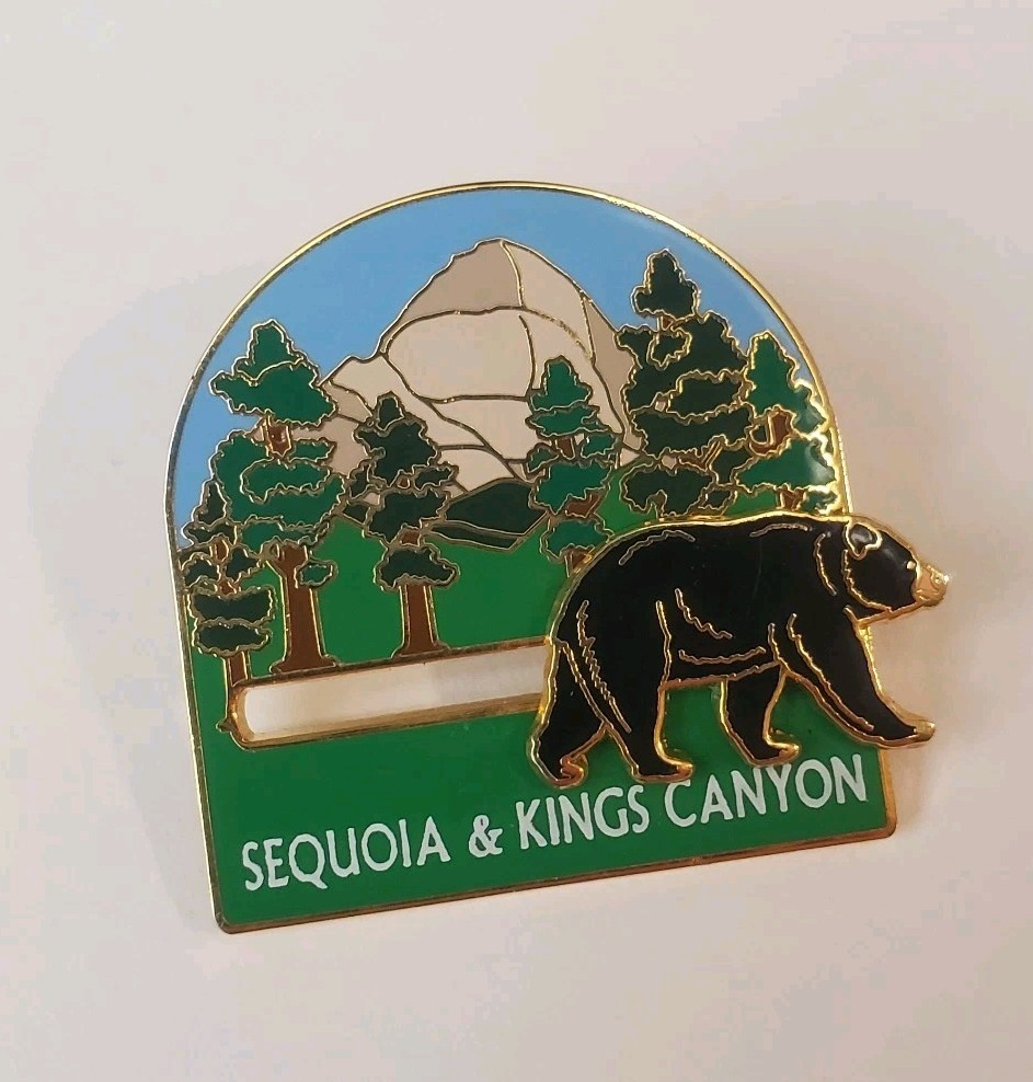 SEQUOIA & KINGS CANYON National Park Souvenir Collectible Lapel Moving Bear Pin