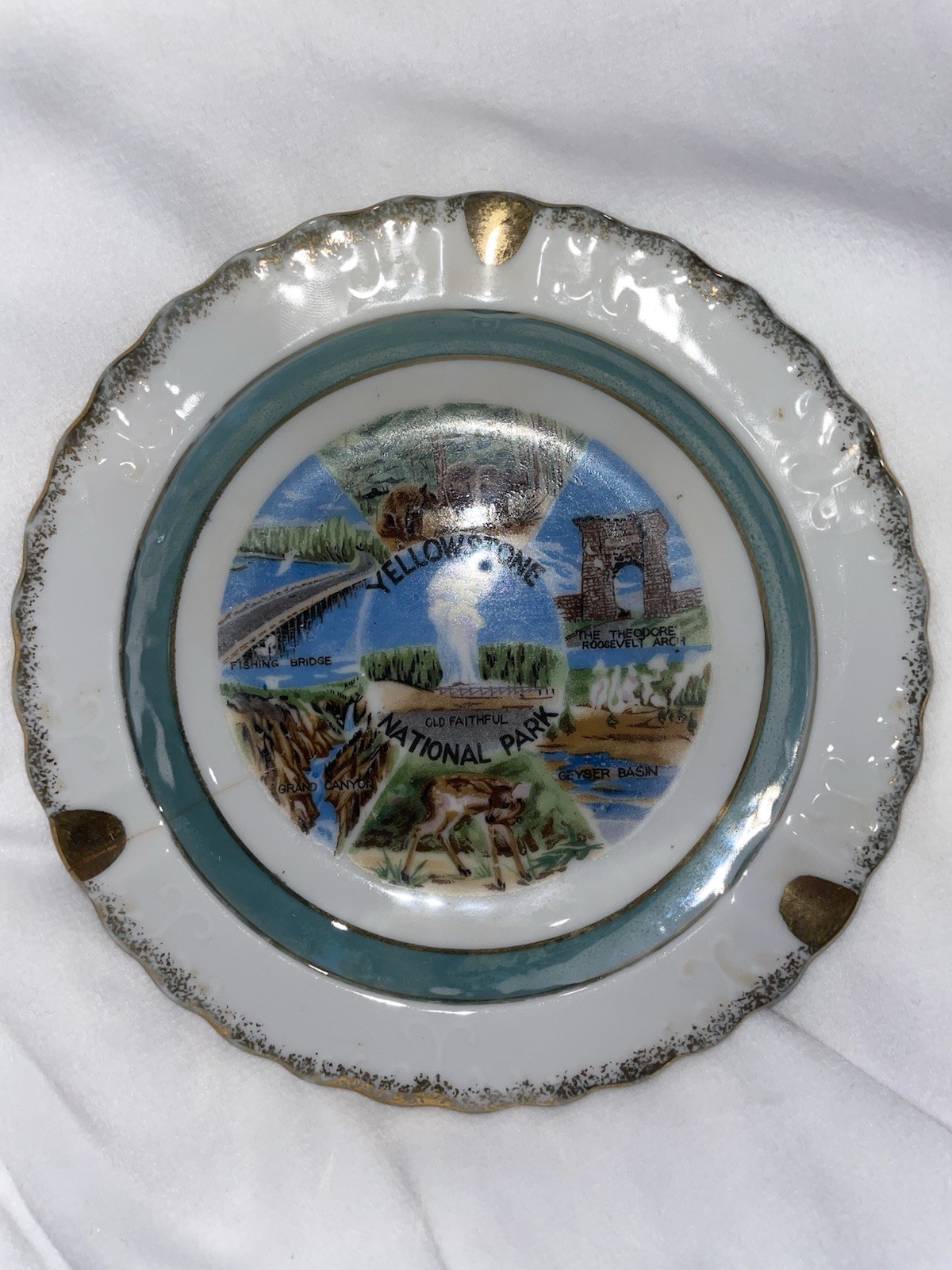 Vintage Yellowstone National Park 6 Inch Souvenir Ash Tray