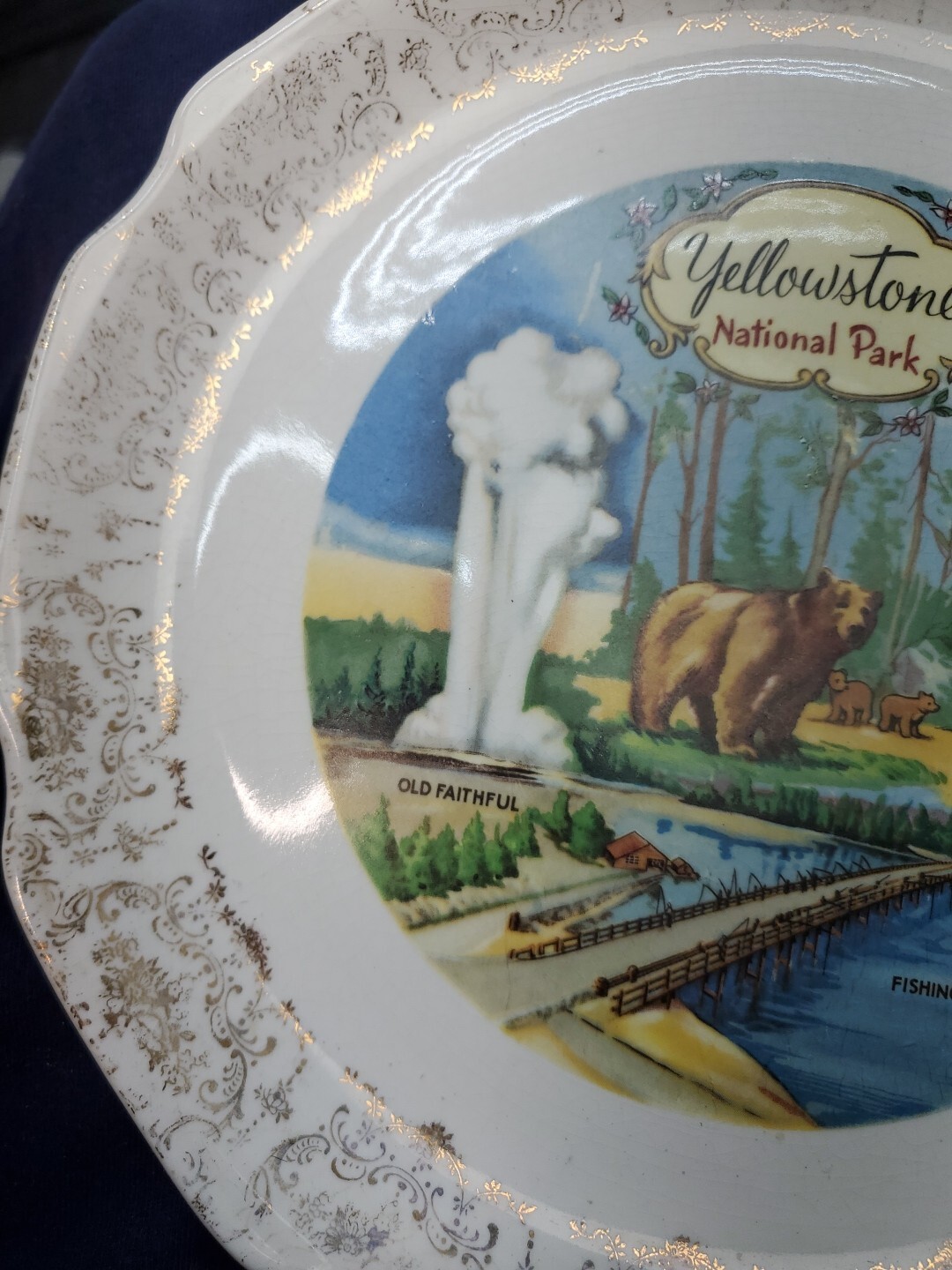 Vintage Yellowstone National Park Souvenir Plate 9” Gold Accents