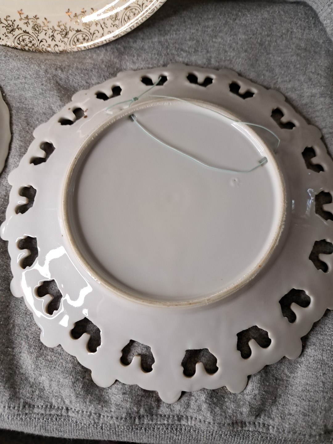 Mt. Rushmore National Memorial 7″ Souvenir Plate Black Hills, SD 22 Kt + More