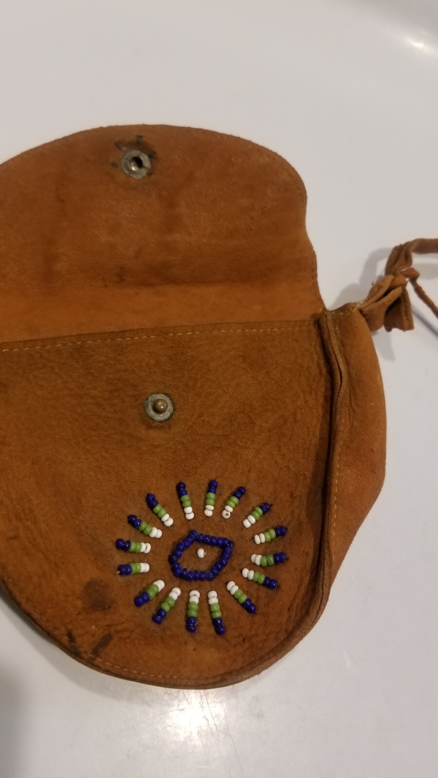 Vintage Yellowstone Park Souvenir Indian Beaded Genuine Leather Purse Pouch