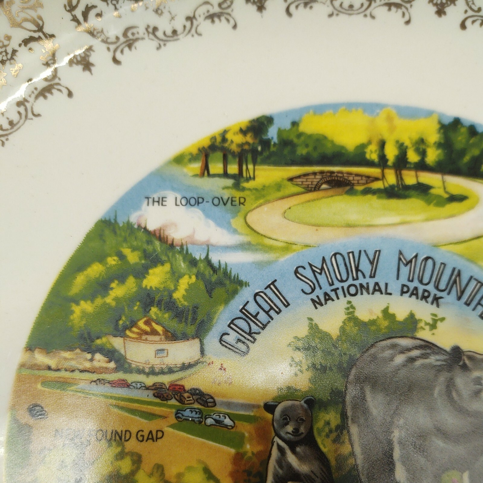 Vintage Great Smoky Mountains National Park Souvenir 9″ Ceramic Plate